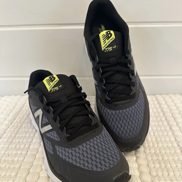 NIB New Balance Mens Sz 8.5 M775LT3 Blue Black Running Shoes Sneakers M775v3 - Picture 9 of 16